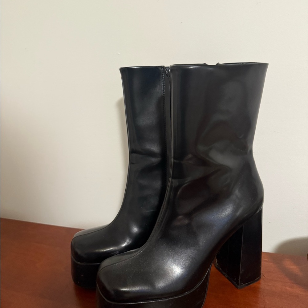 H&M Black Heeled Boots
